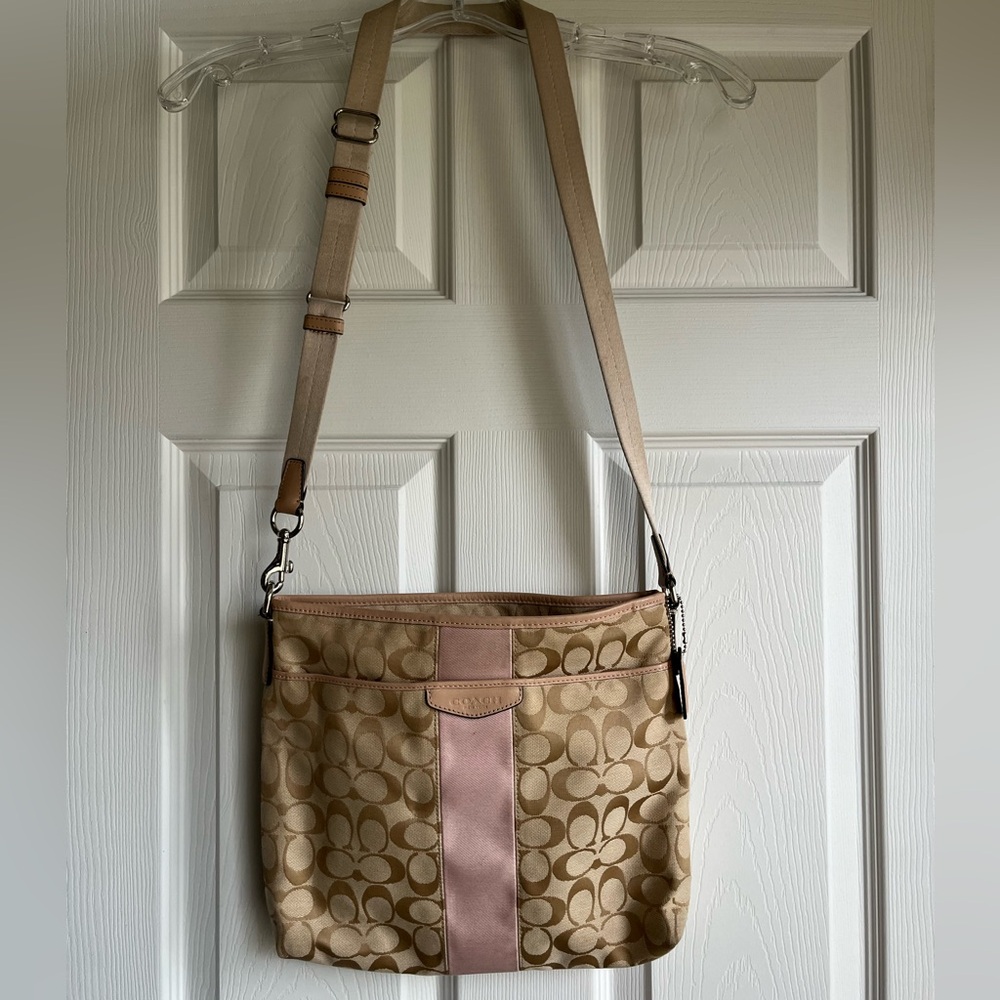 Coach crossbody. Tan/pink.